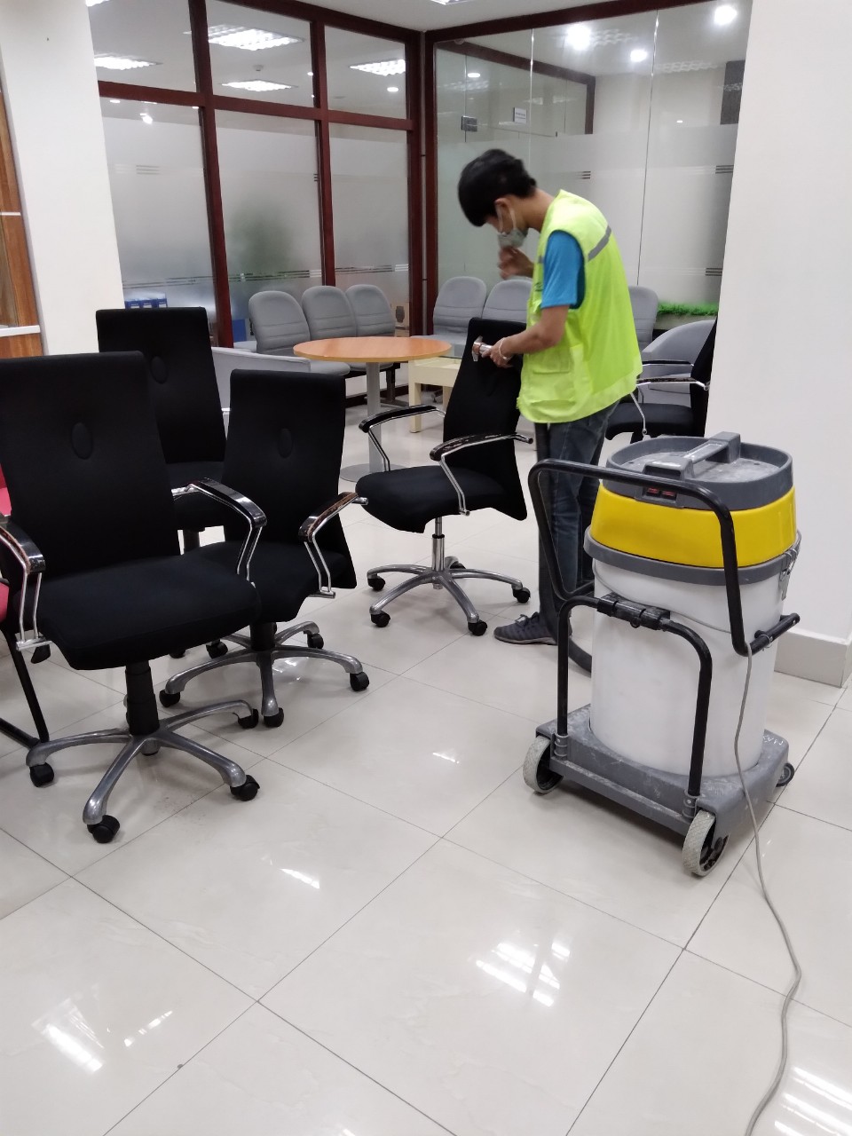 Dịch vụ vệ sinh định kỳ ở Phú Thọ